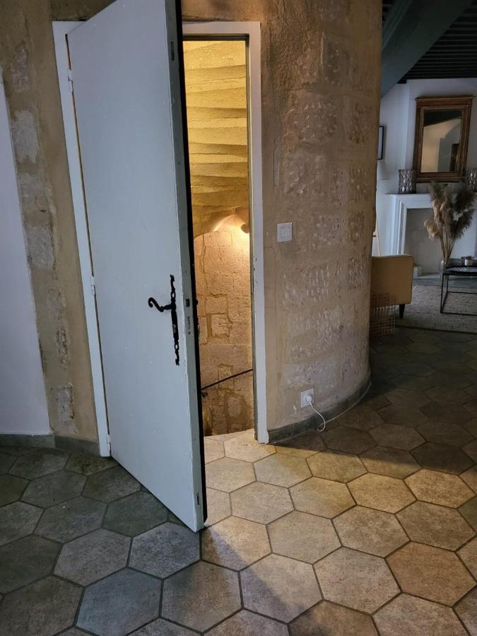 Uzes, Au Coeur Du Centre Medieval Le Logis Du Consul Un Bien D'Exception Du Xvieme Siecle Екстериор снимка