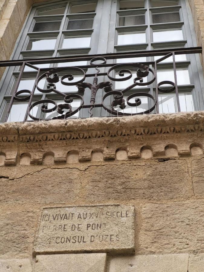 Uzes, Au Coeur Du Centre Medieval Le Logis Du Consul Un Bien D'Exception Du Xvieme Siecle Екстериор снимка