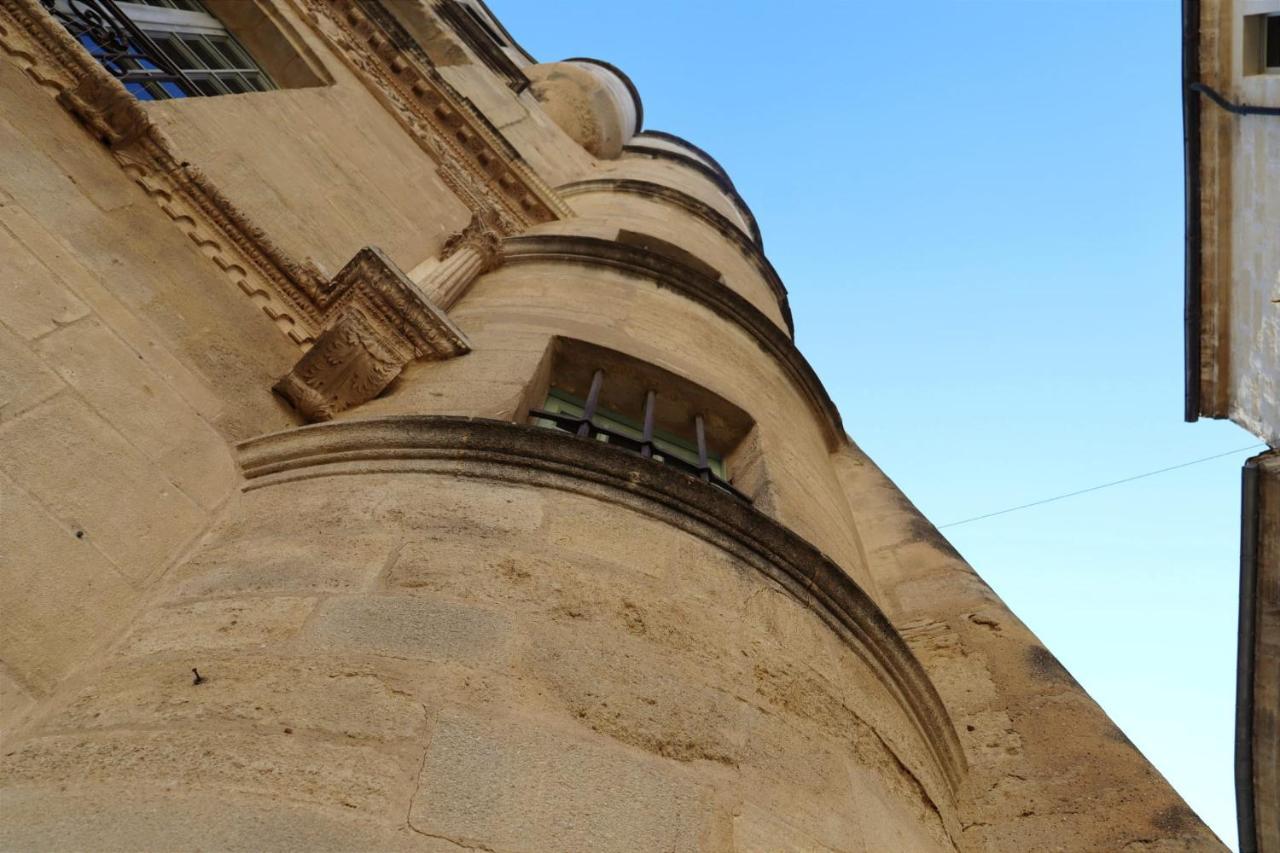 Uzes, Au Coeur Du Centre Medieval Le Logis Du Consul Un Bien D'Exception Du Xvieme Siecle Екстериор снимка